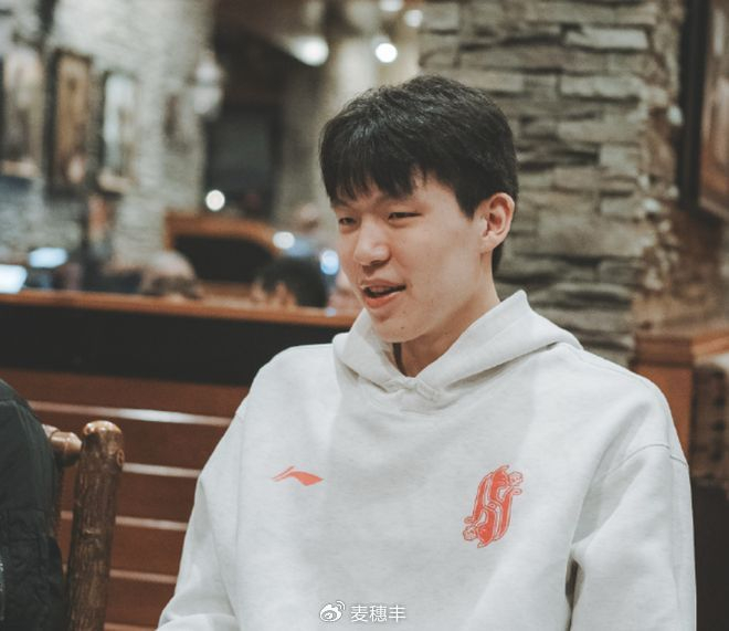 开云下载-无缘入选最佳阵容！杨瀚森数据不错，但出场数不够！|NBA|萨克拉门托国王队|NBA发展联盟|斯托克顿国王队|波特兰开拓者队_新浪新闻